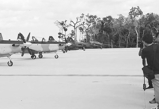Abre Fuerza Aérea reclutamiento