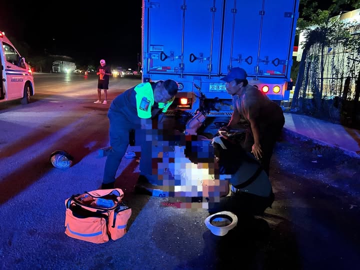 Motociclista ebrio se impactó contra camión en Tulum