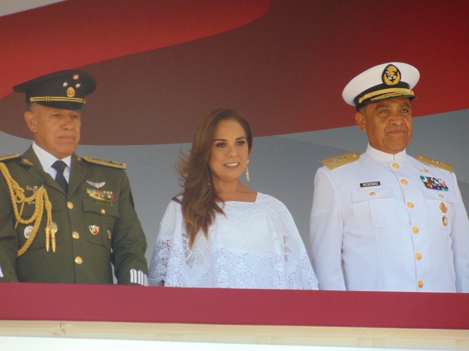 MARINA PARTICIPA CON 260 ELEMENTOS EN DESFILE CÍVICO-MILITAR DE CHETUMAL
