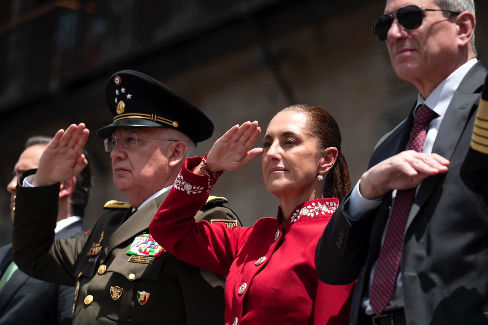 MÉXICO NO SERÁ COLONIA NI PROTECTORADO DE NADIE; NO SE DOBLEGA, NO SE ARRODILLA Y NUNCA SE VENDE: PRESIDENTA CLAUDIA SHEINBAUM EN DESFILE CÍVICO MILITAR POR EL 216 ANIVERSARIO DE LA INDEPENDENCIA DE MÉXICO